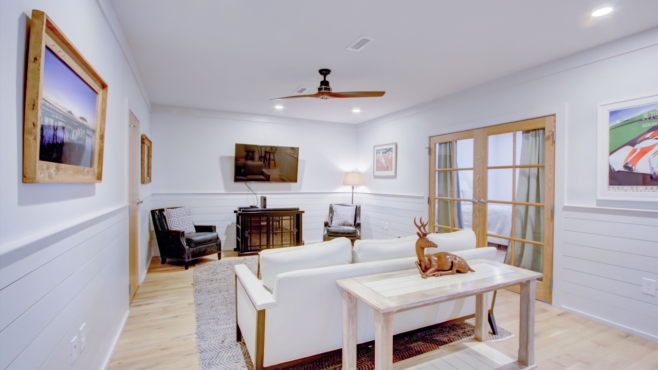 Photo of Livingroom in Charleston Historic District