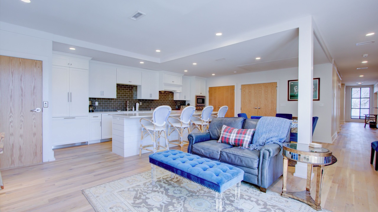 Photo of Livingroom in Charleston Historic District