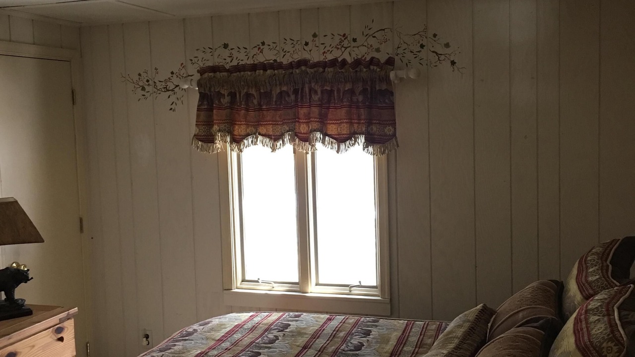 Photo of Bedroom in Town of Webb
