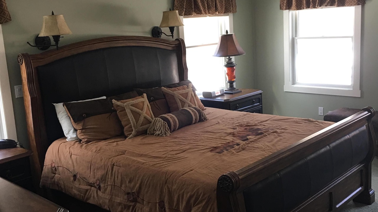 Photo of Bedroom in Town of Webb