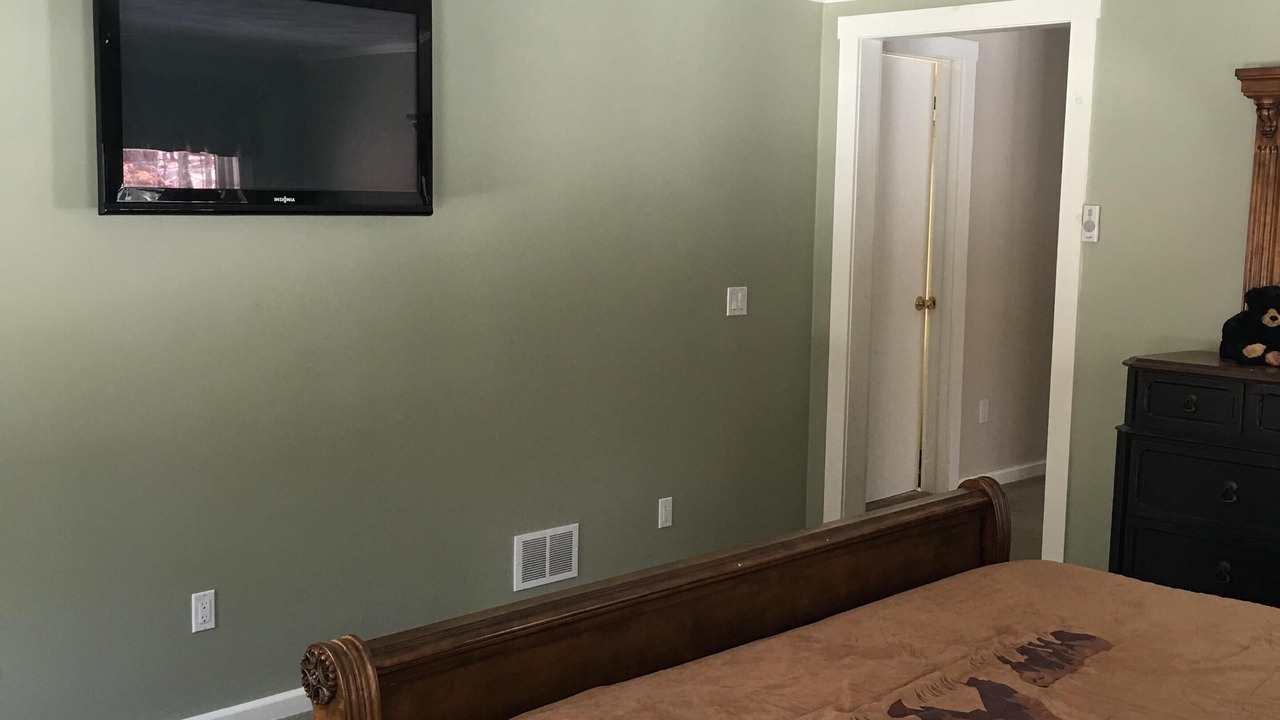 Photo of Bedroom in Town of Webb