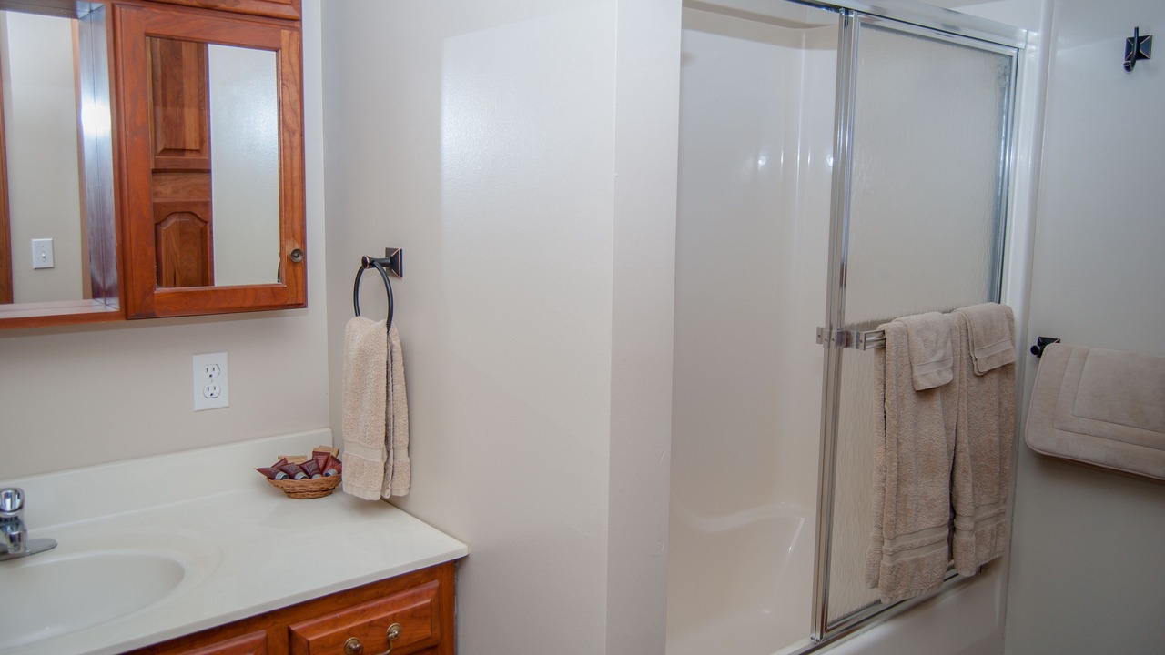 Photo of Bathroom in Cobden