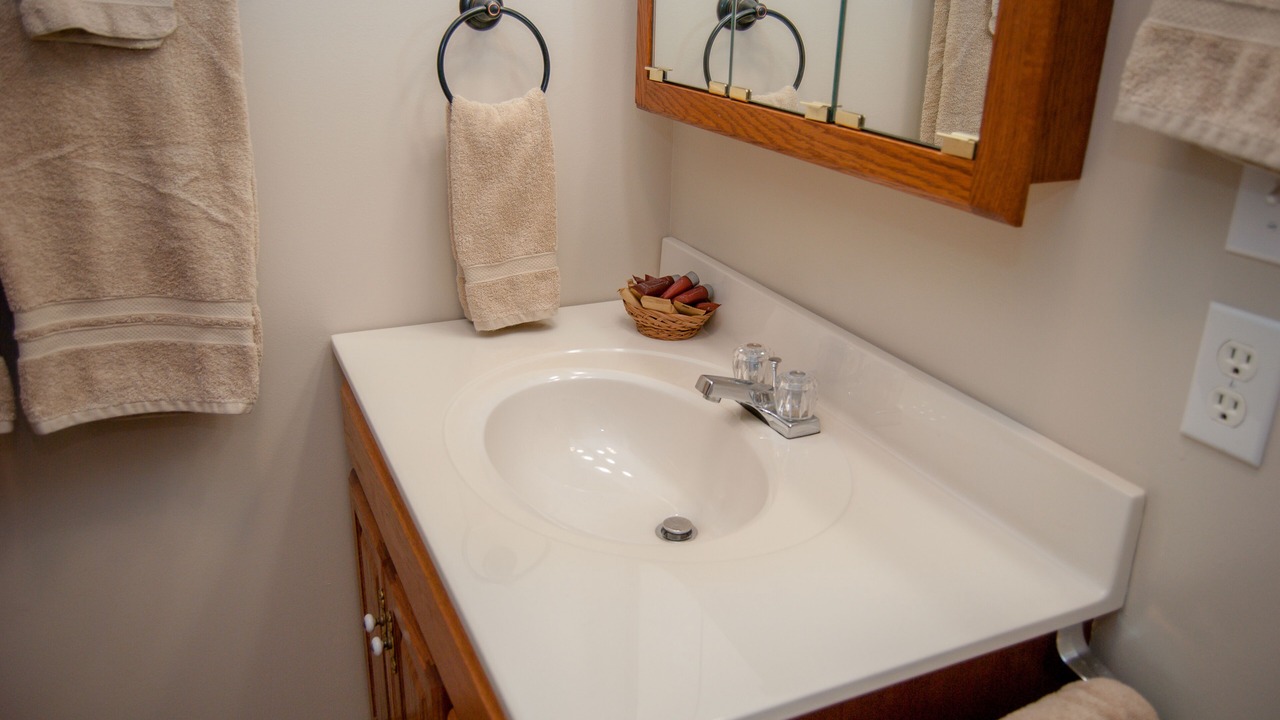 Photo of Bathroom in Cobden