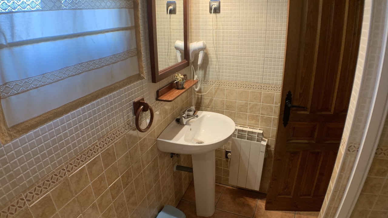 Photo of Bathroom in Braojos