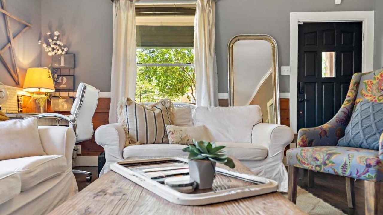 Photo of Livingroom in North Waco