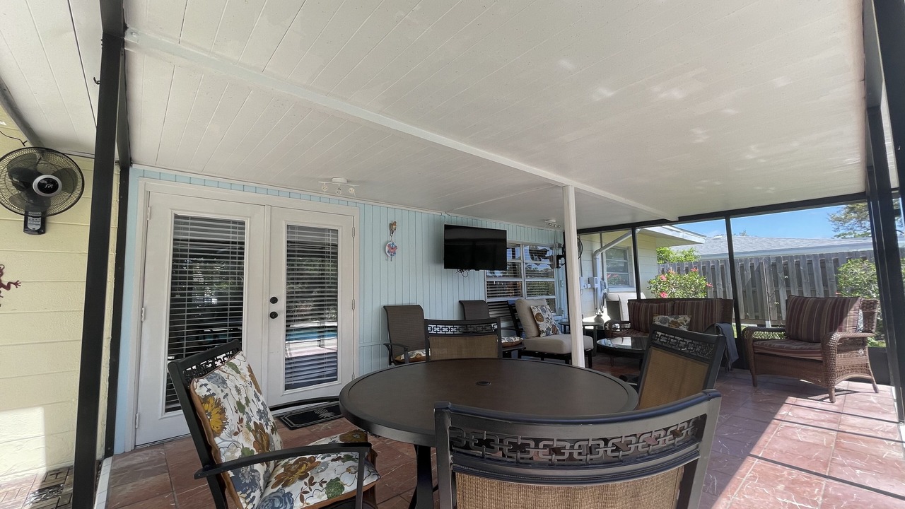 Photo of Outdoor in Gulf Gate Estates