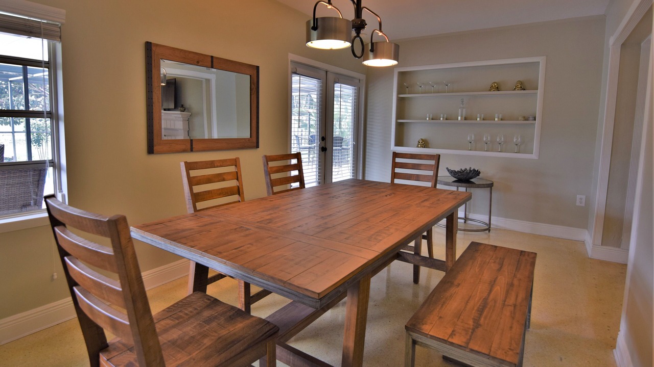 Photo of Outdoor in Gulf Gate Estates