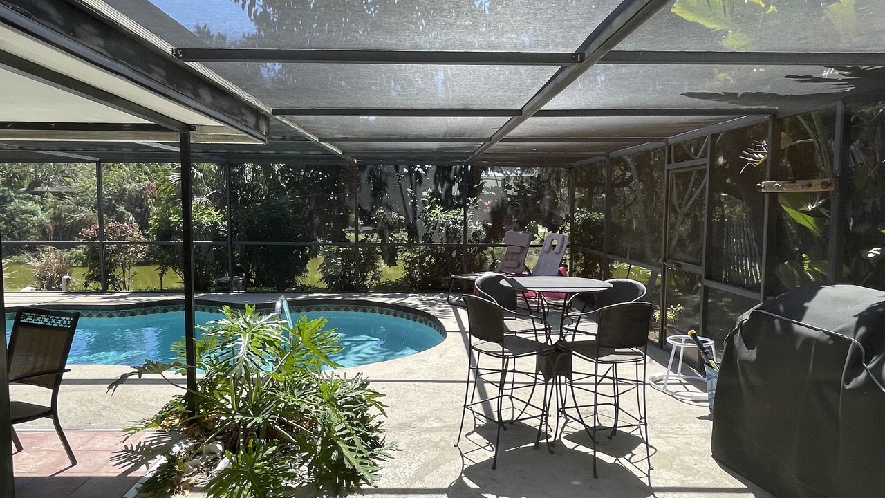 Photo of Outdoor in Gulf Gate Estates