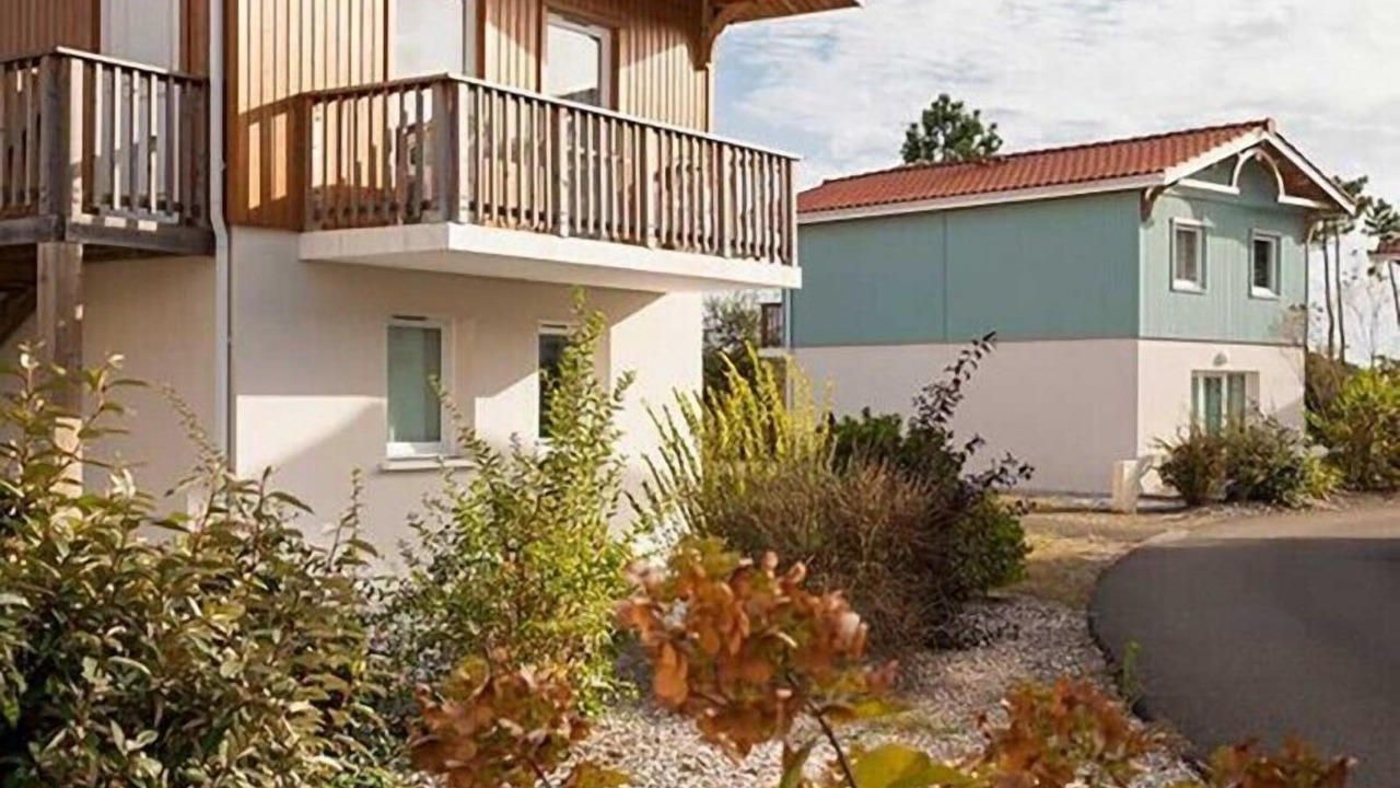 Photo of Bedroom in Parentis-en-Born