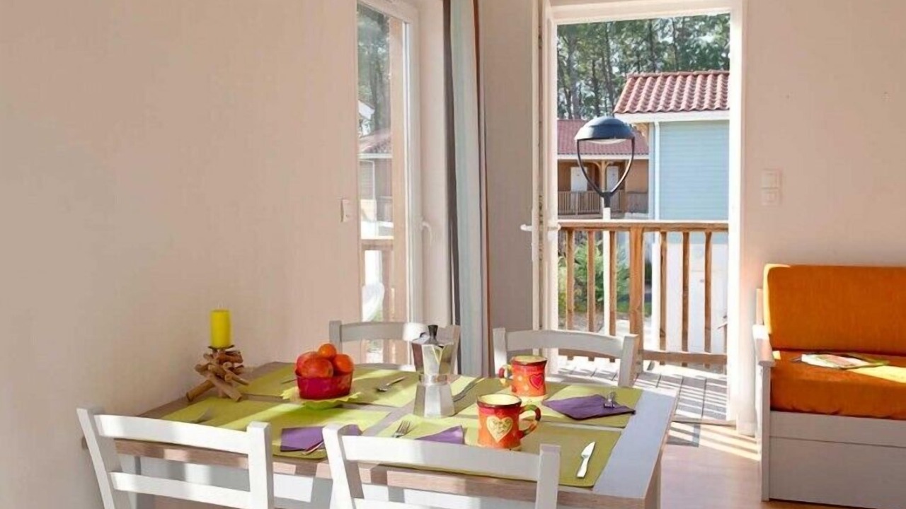 Photo of Bedroom in Parentis-en-Born