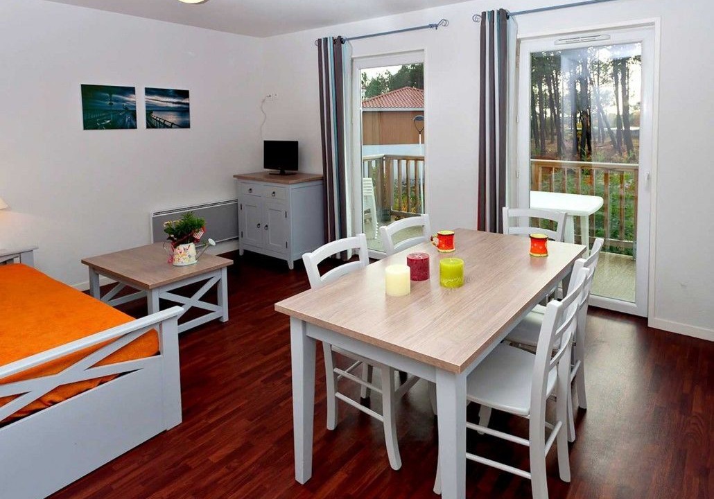 Photo of Bedroom in Parentis-en-Born