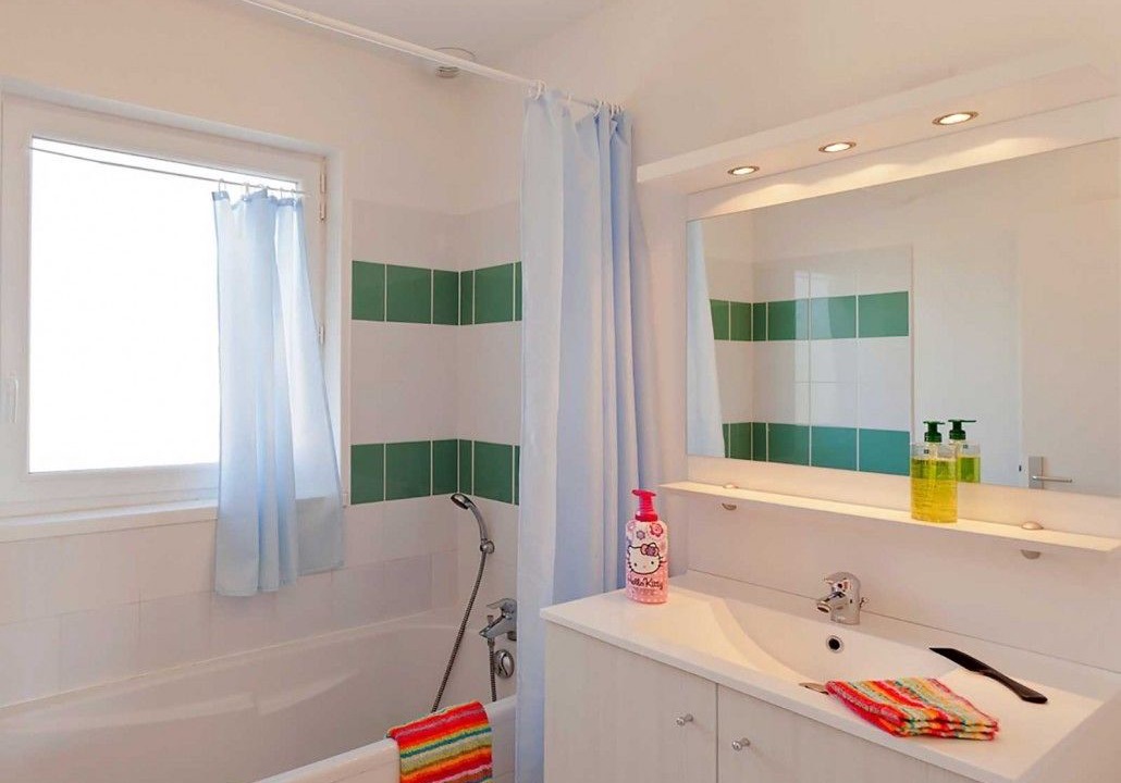 Photo of Bathroom in Parentis-en-Born