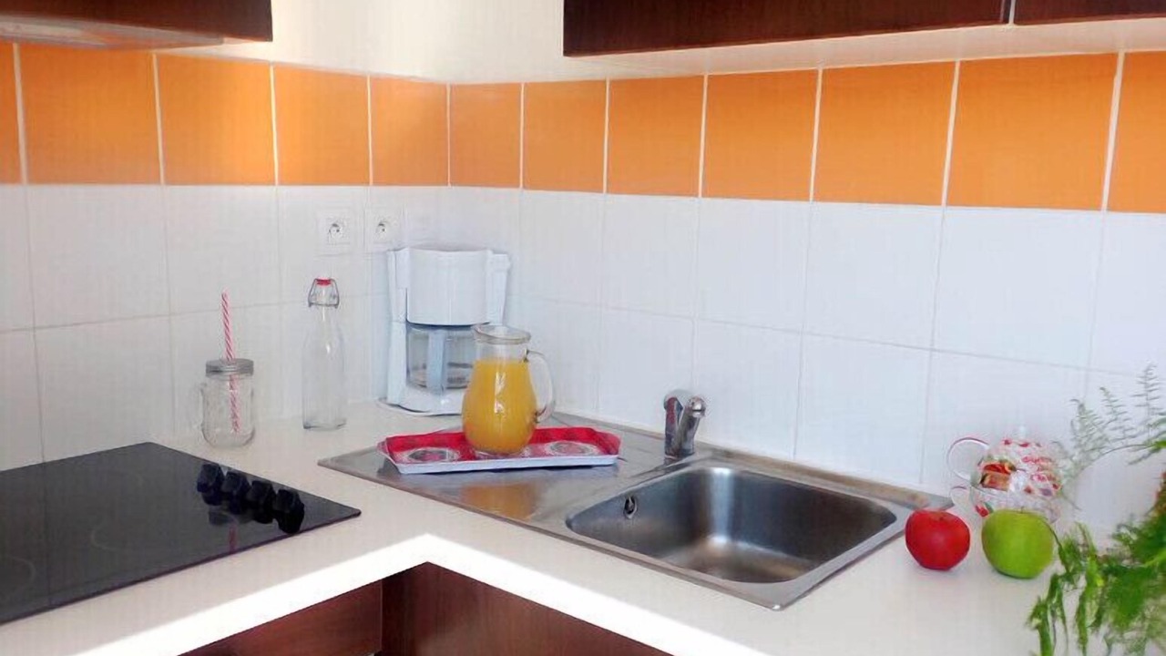 Photo of Kitchen in Parentis-en-Born