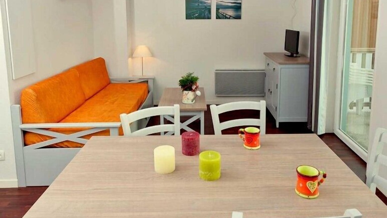 Photo of Bedroom in Parentis-en-Born