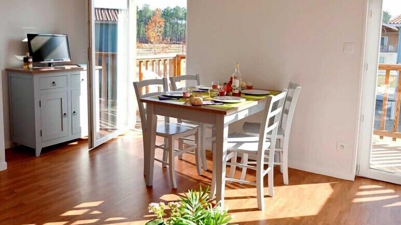 Photo of Livingroom in Parentis-en-Born