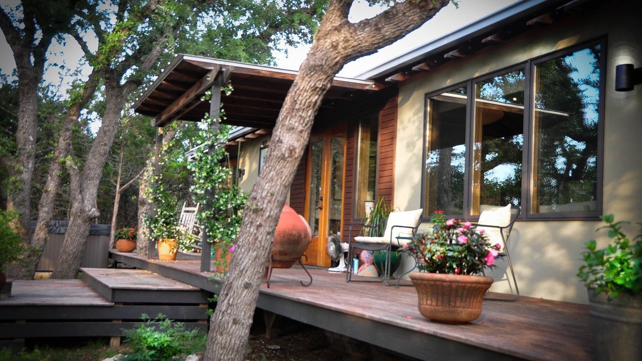 Photo of Patio Balcony in Long Branch Valley