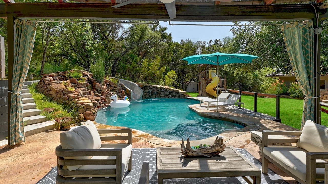 Photo of Outdoor in Austin Lake Estates