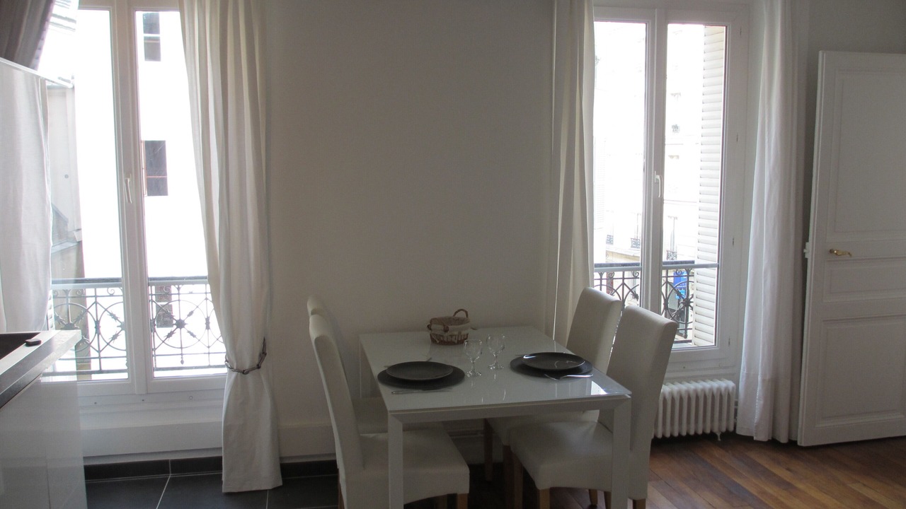 Photo of Bedroom in Batignolles