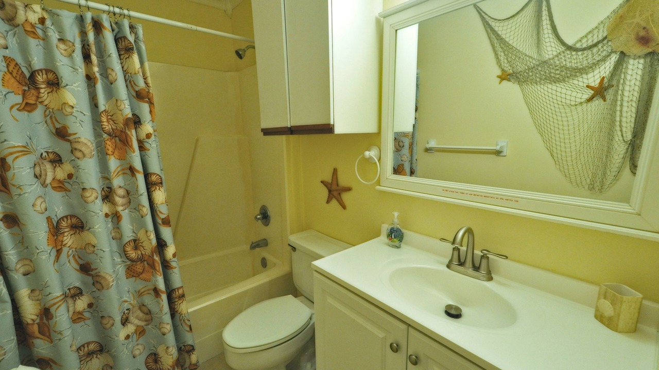 Photo of Bathroom in Galveston