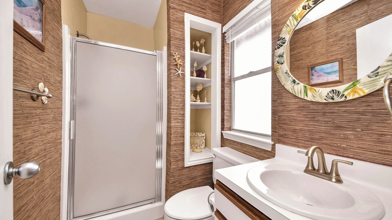 Photo of Bathroom in Galveston