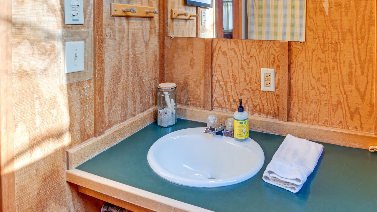 Photo of Bathroom in Yachats