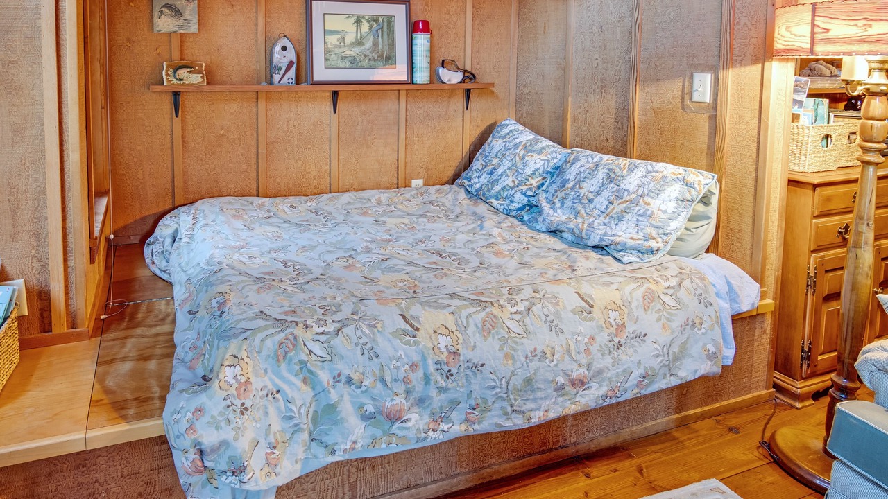 Photo of Bedroom in Yachats