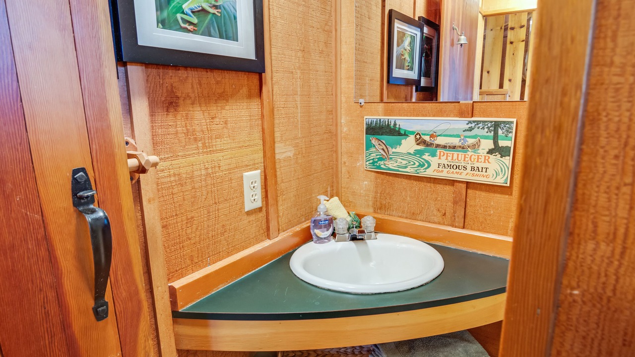 Photo of Bathroom in Yachats