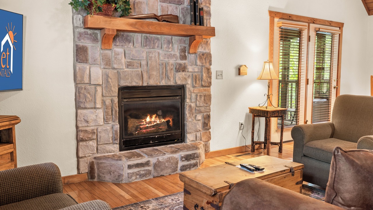 Photo of Livingroom in Branson West