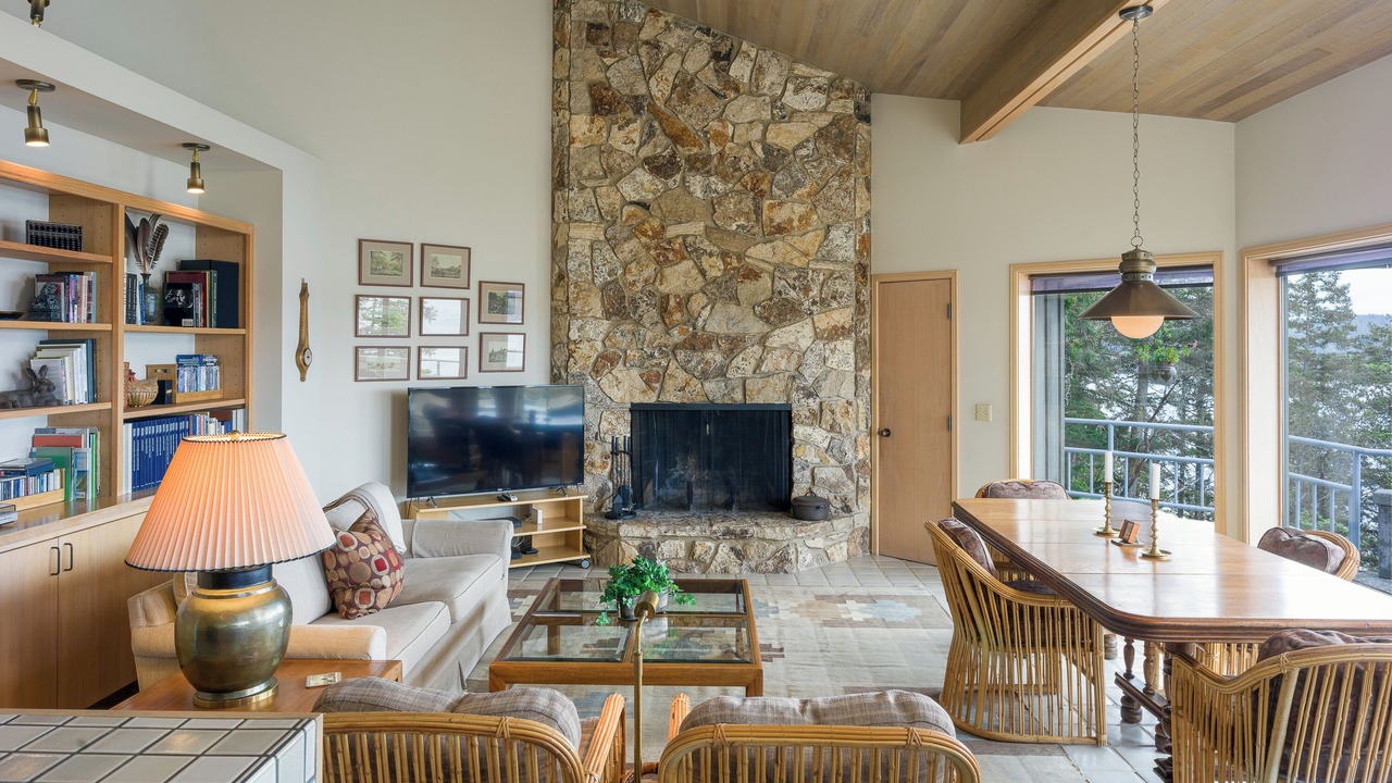 Photo of Others in Orcas