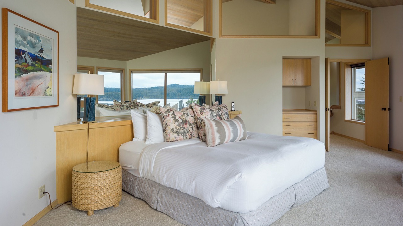 Photo of Others in Orcas