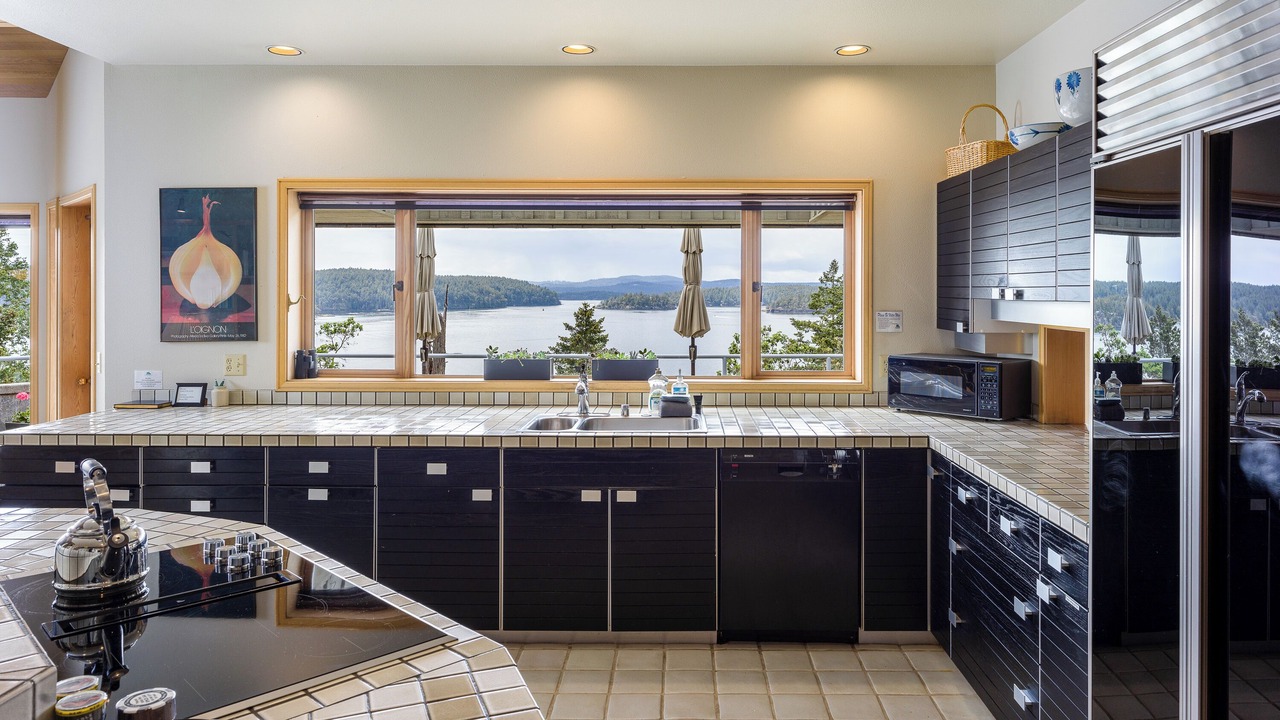 Photo of Others in Orcas