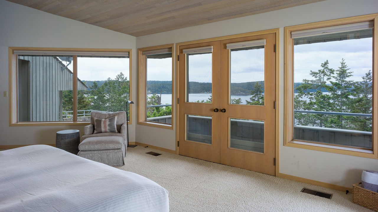 Photo of Others in Orcas