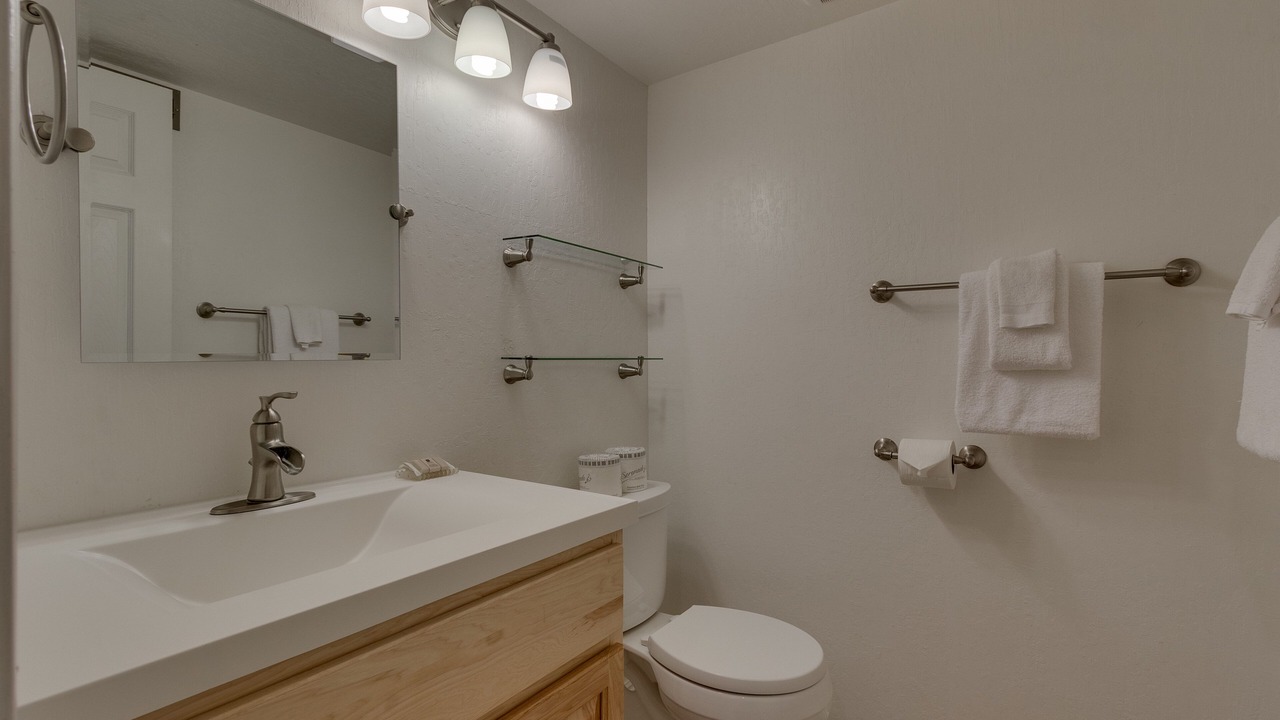 Photo of Bathroom in Carnelian Woods