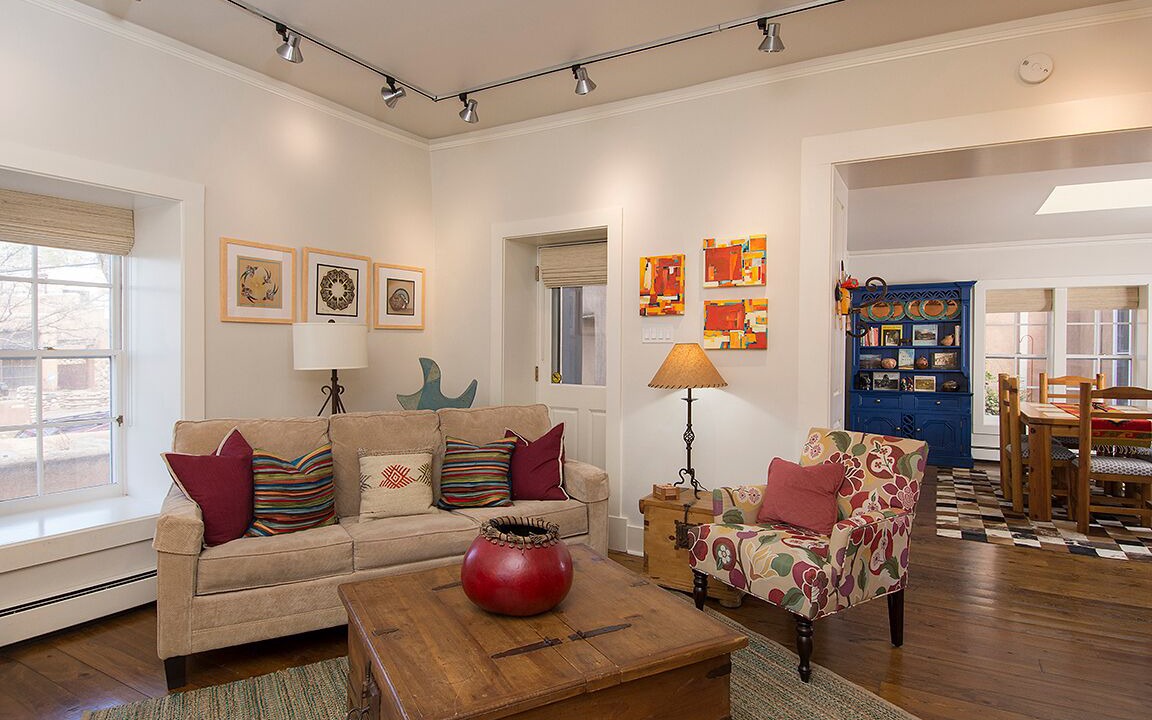 Photo of Livingroom in Historic Eastside