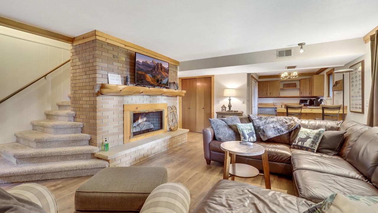 Photo of Livingroom in Boyne City