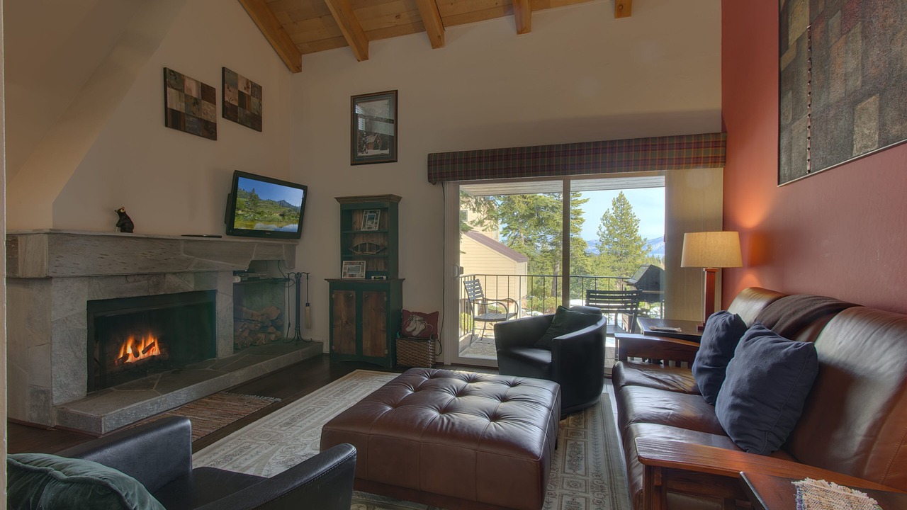 Photo of Livingroom in Carnelian Woods