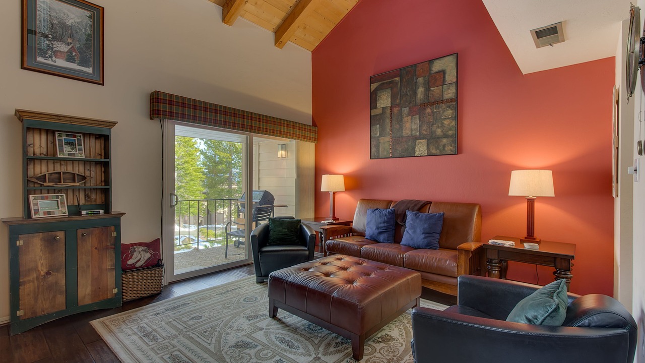Photo of Livingroom in Carnelian Woods