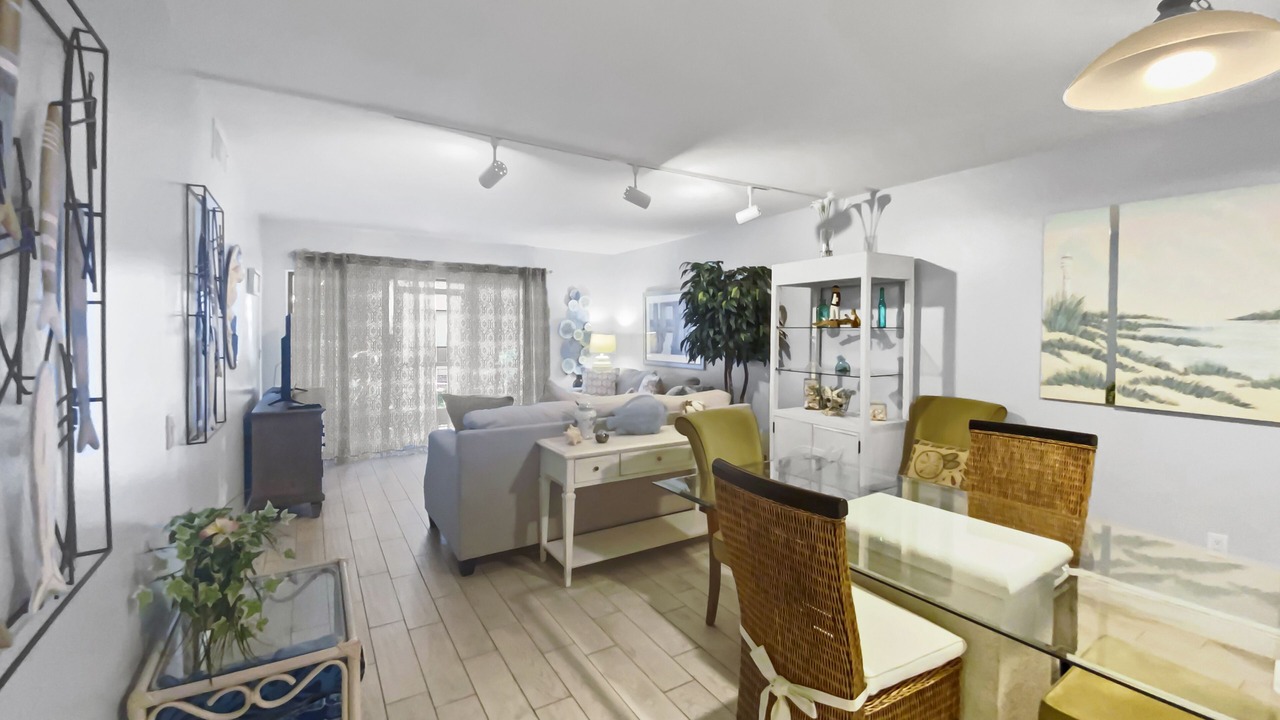 Photo of Livingroom in Siesta Key