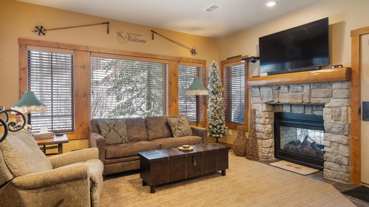Photo of Livingroom in Boyne Falls