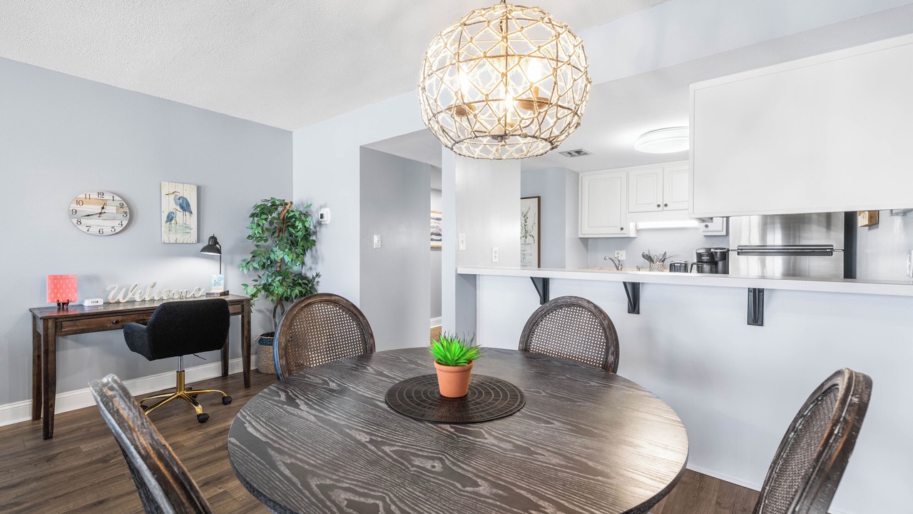 Photo of Others in Holiday Isle