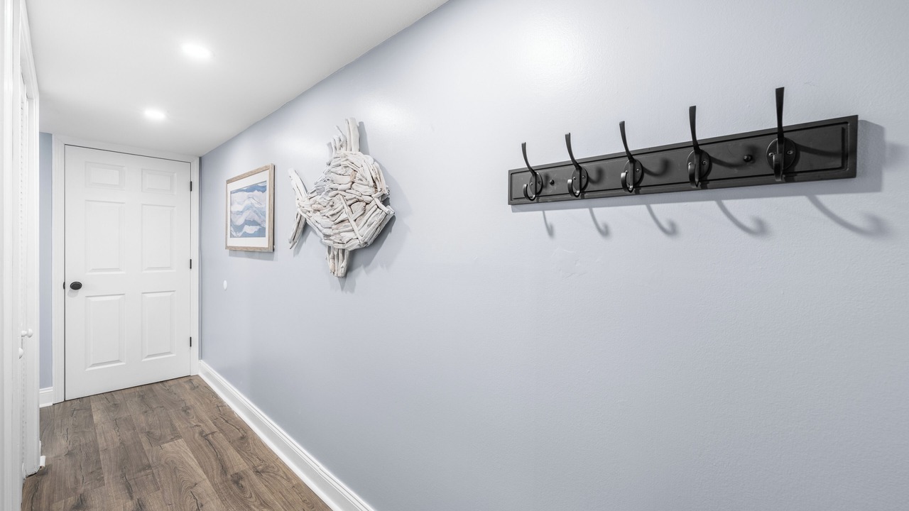 Photo of Others in Holiday Isle