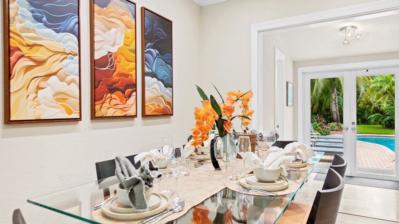 Photo of Others in Poinsettia Heights