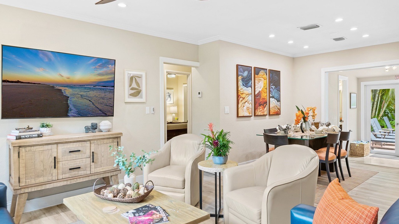 Photo of Others in Poinsettia Heights