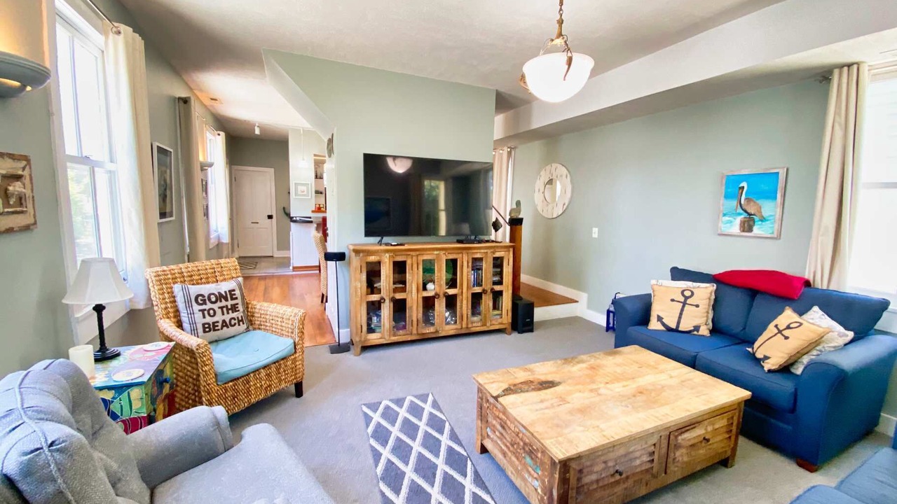 Photo of Livingroom in Cape Charles