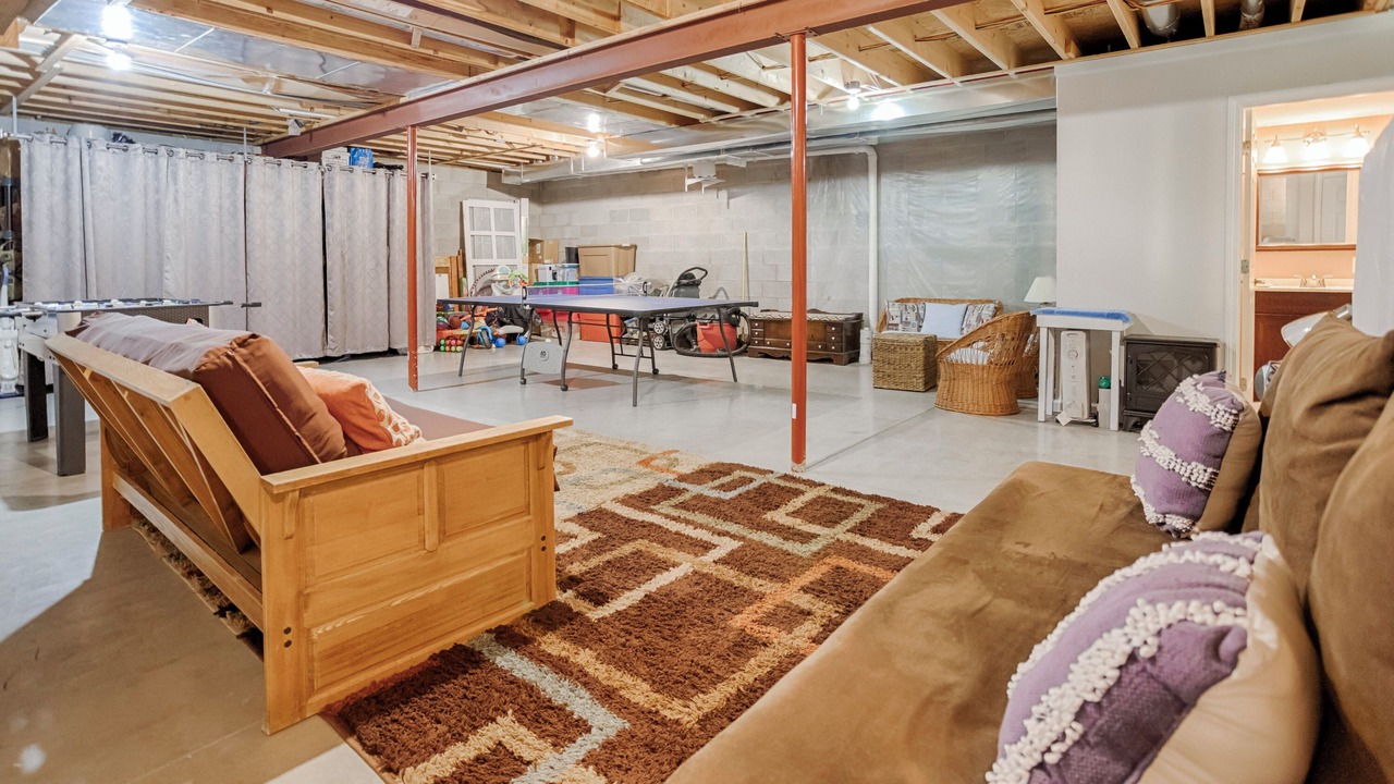 Photo of Livingroom in Town of Milo