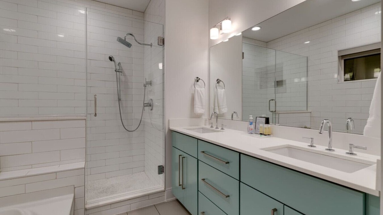 Photo of Bathroom in Edgehill