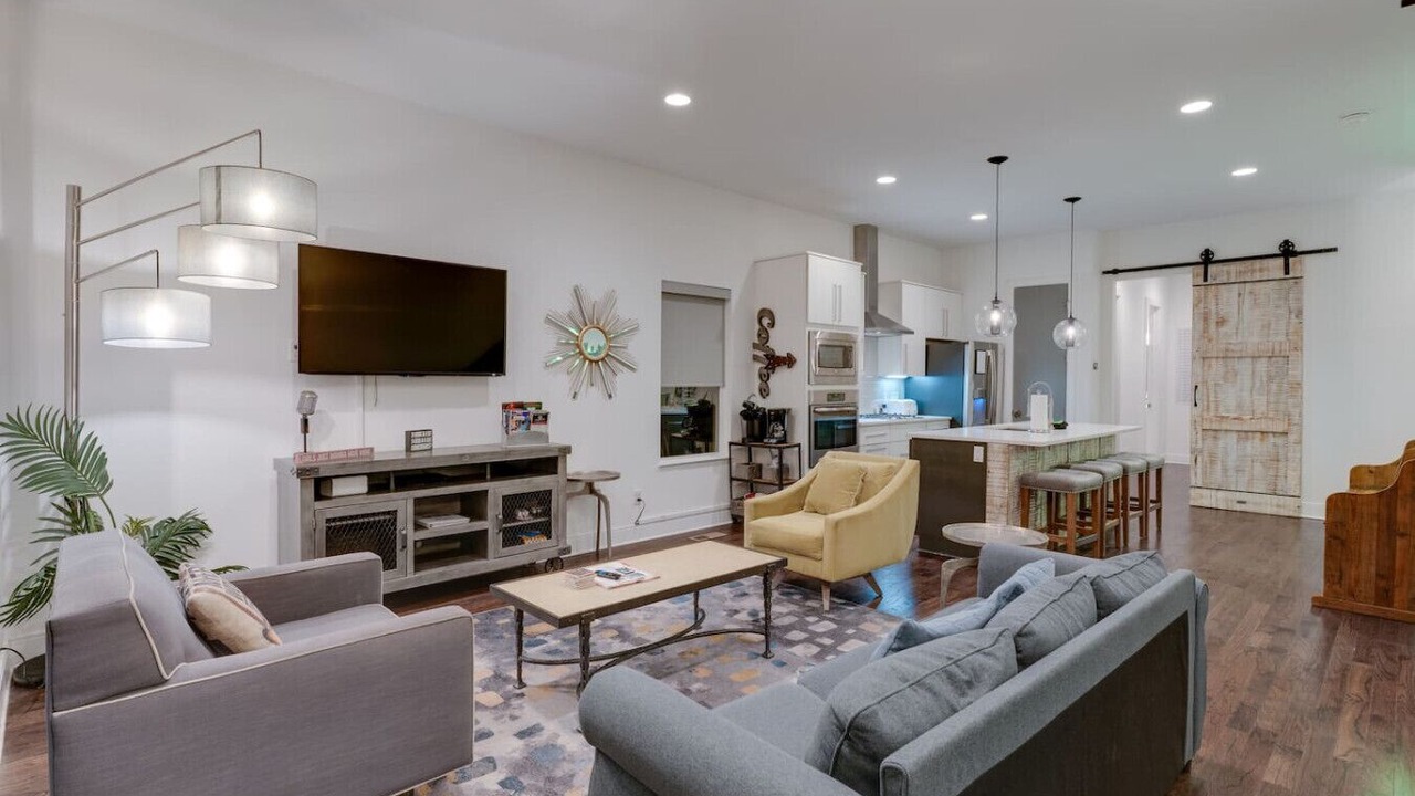 Photo of Livingroom in Edgehill