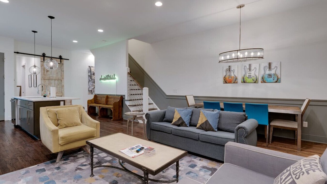 Photo of Livingroom in Edgehill