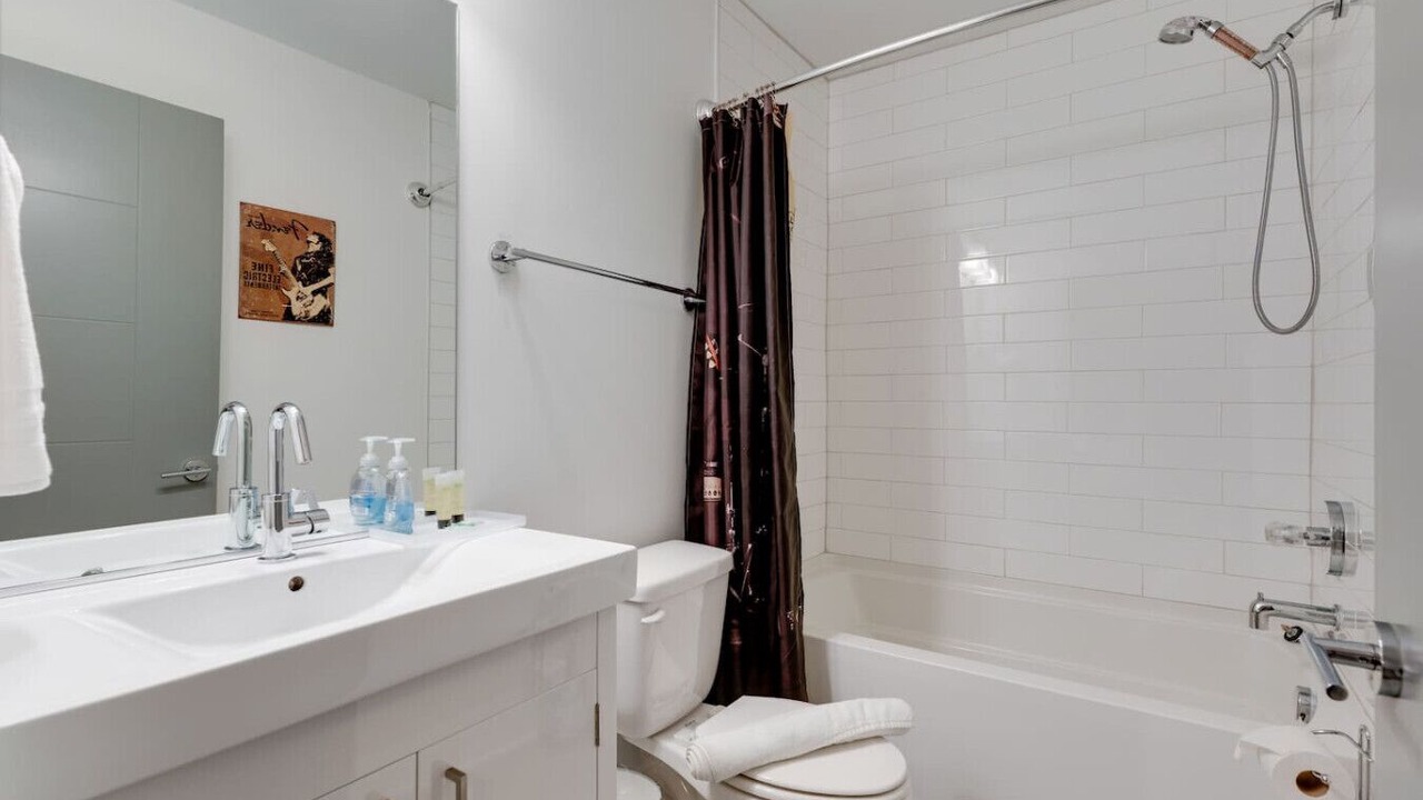 Photo of Bathroom in Edgehill