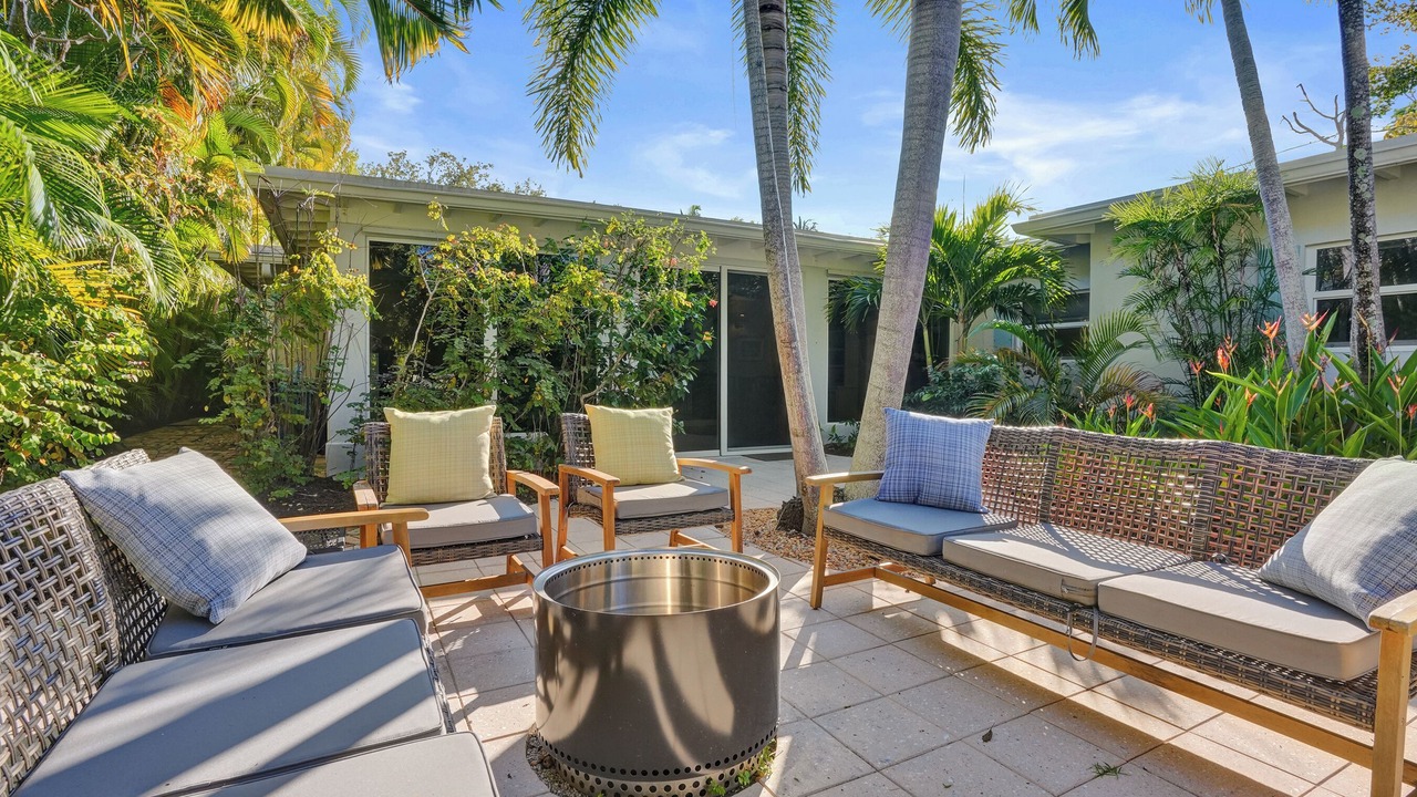 Photo of Patio Balcony in Kenmont